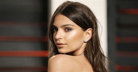 emily ratajkowski topless|Emily Ratajkowski Shows Off Her Topless Dance Moves In.